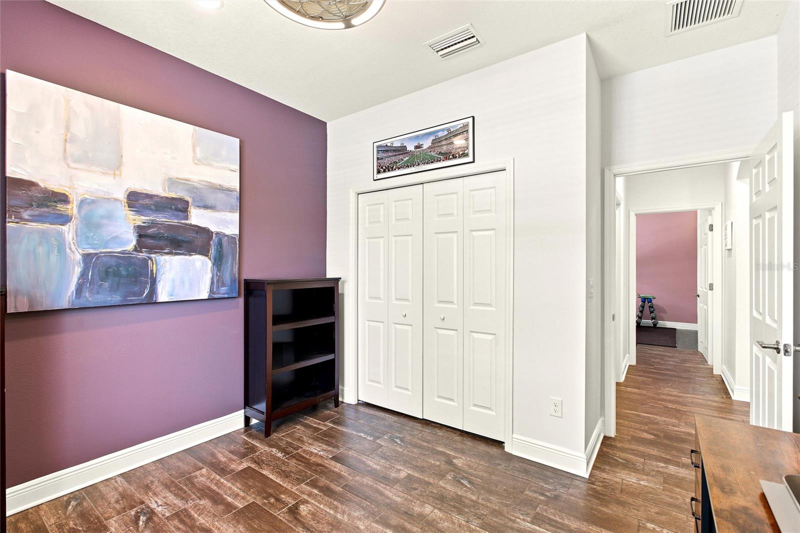 6109 Colmar Pl Property Photo 13
