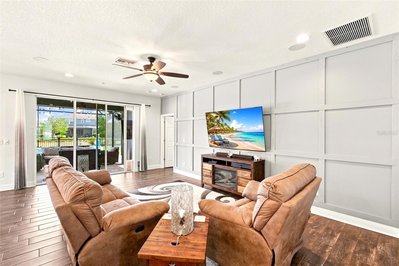 6109 Colmar Pl Property Photo 19