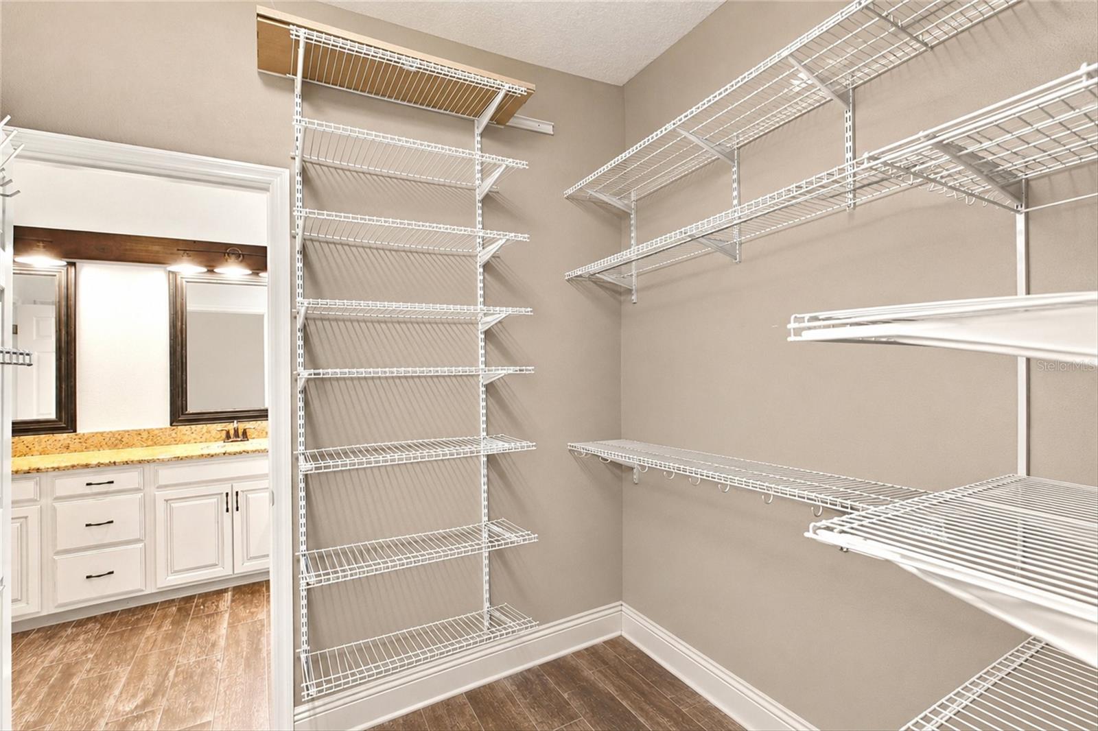 6109 Colmar Pl Property Photo 34