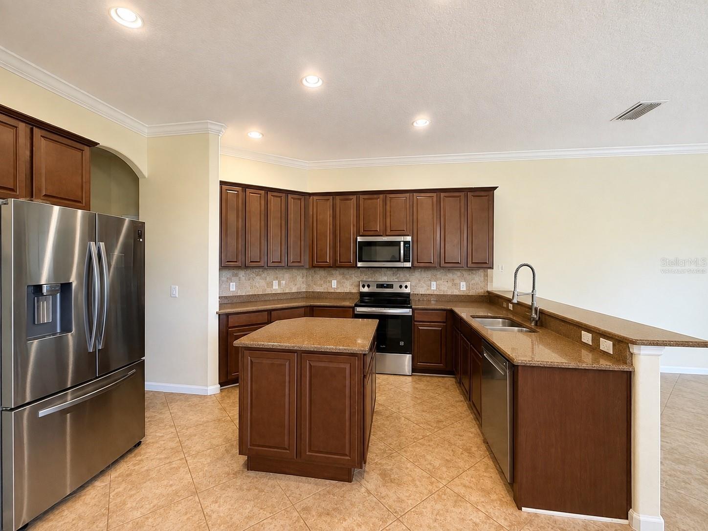 12419 Hammock Hill Dr Property Photo 3