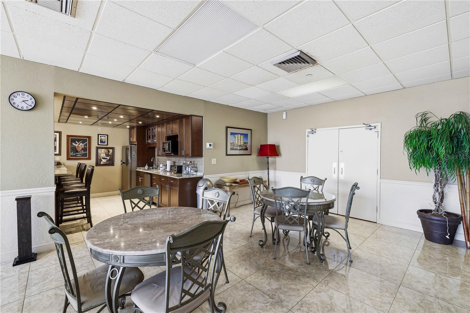 1621 Gulf Blvd #1408 Property Photo 39