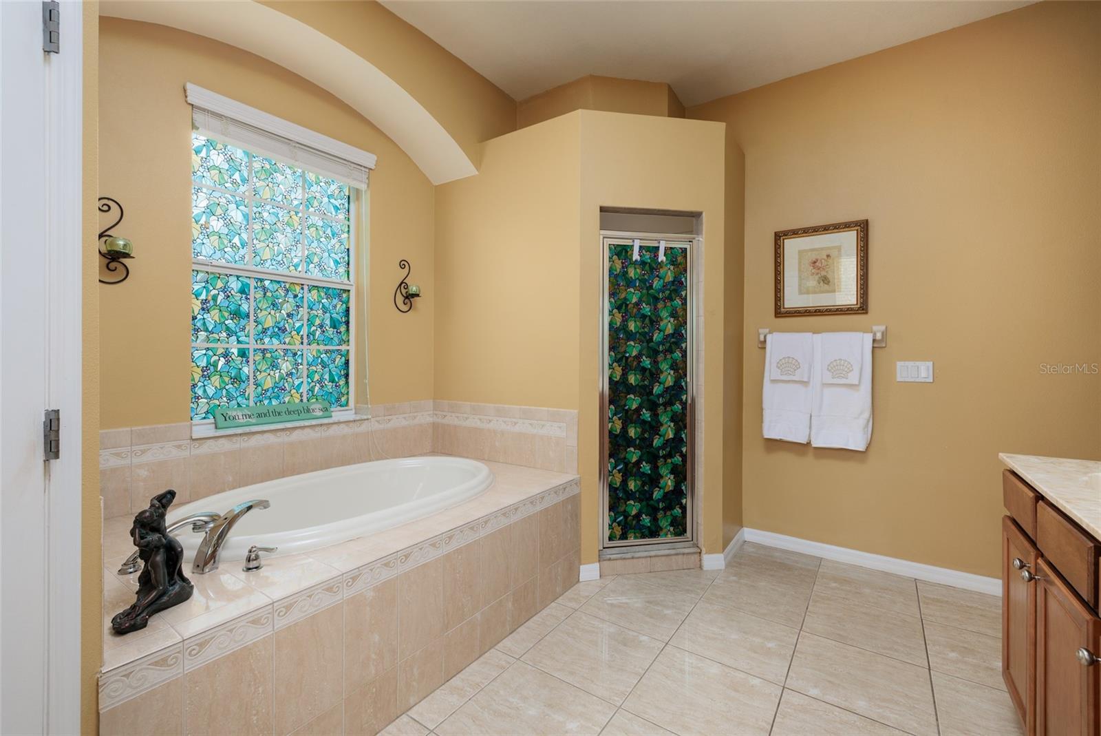 1436 Altamont Ln Property Photo 49