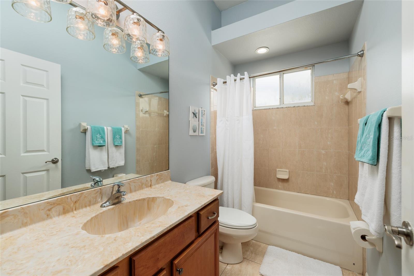 1436 Altamont Ln Property Photo 56