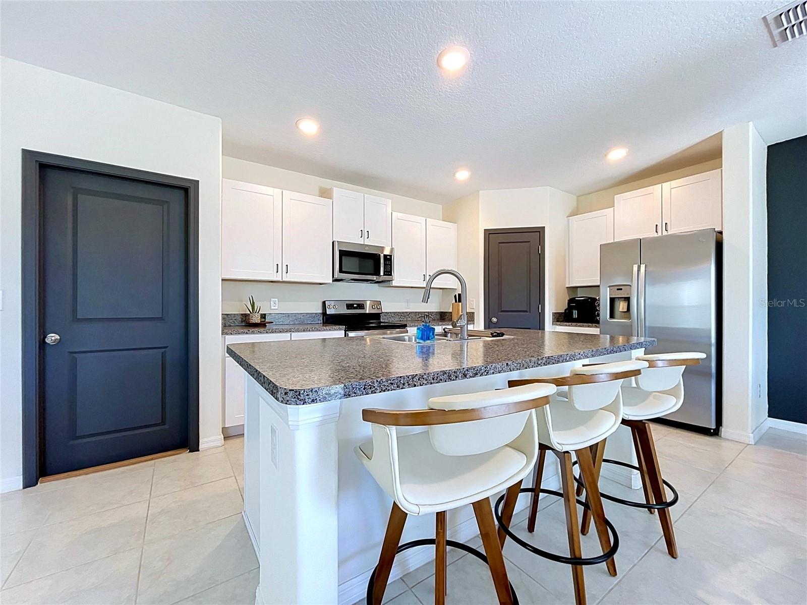 6131 Spring Crayfish Ave Property Photo 7