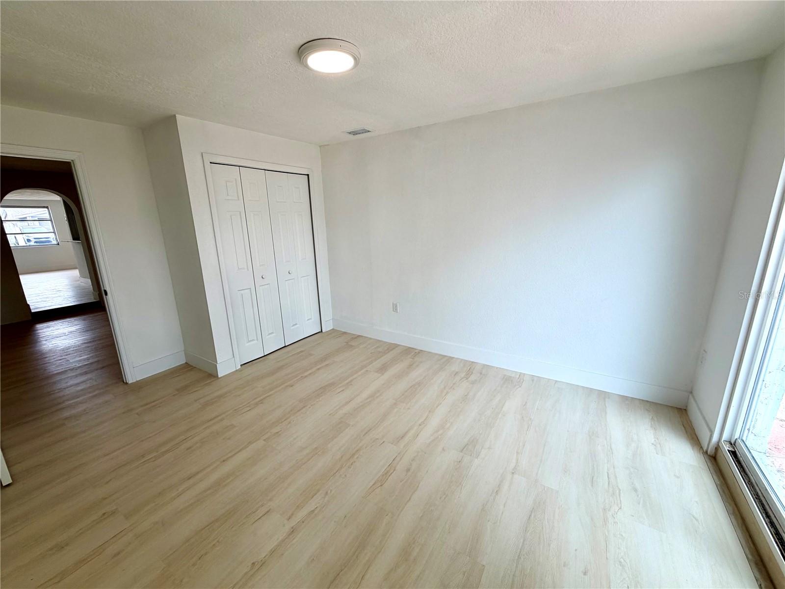 TB8526522 Property Photo 20