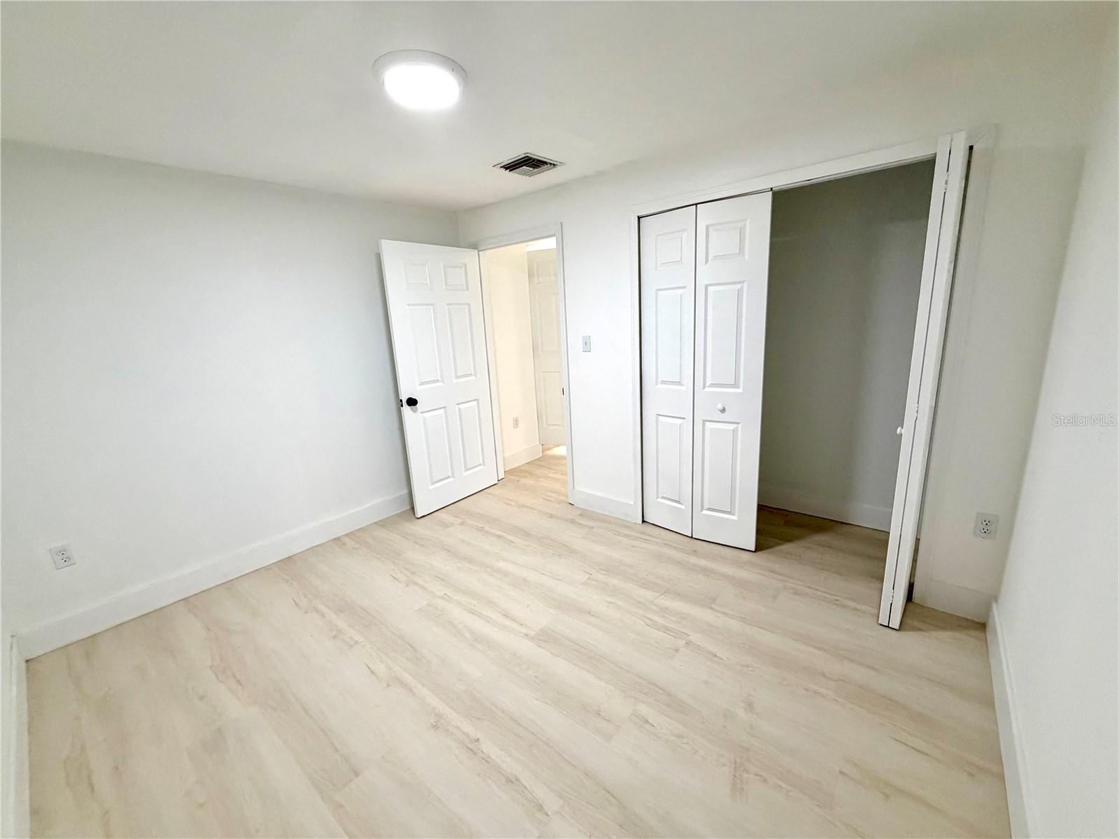 TB8526522 Property Photo 24