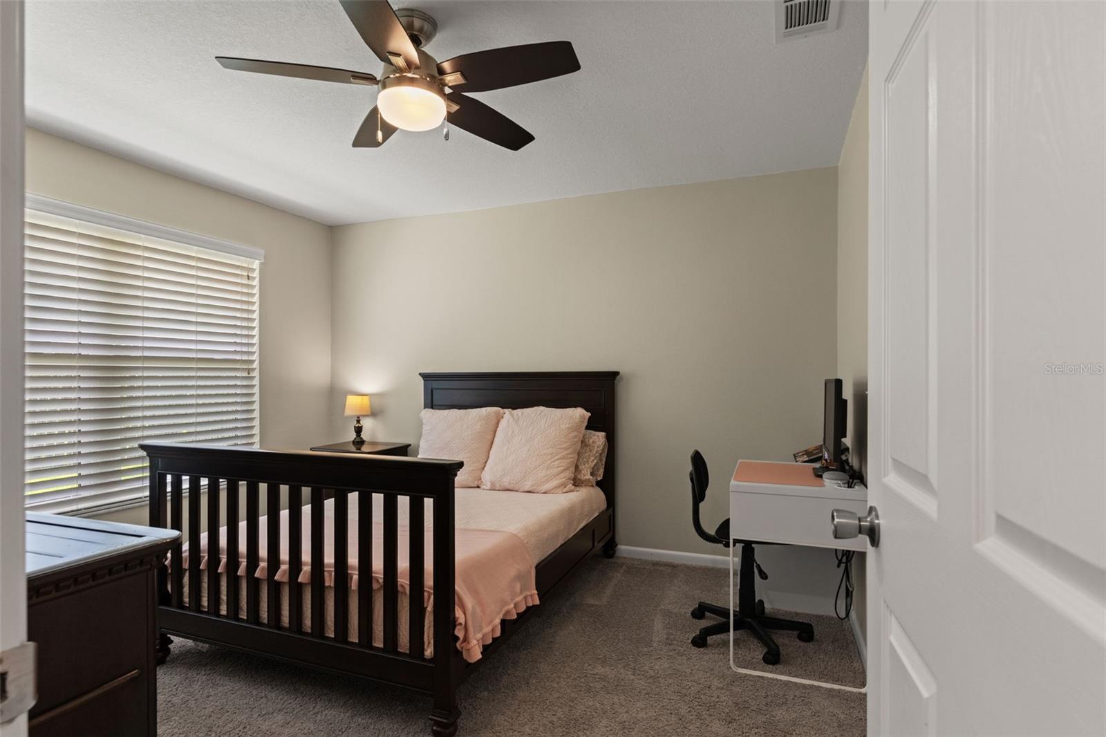 13916 Middle Park Dr Property Photo 24