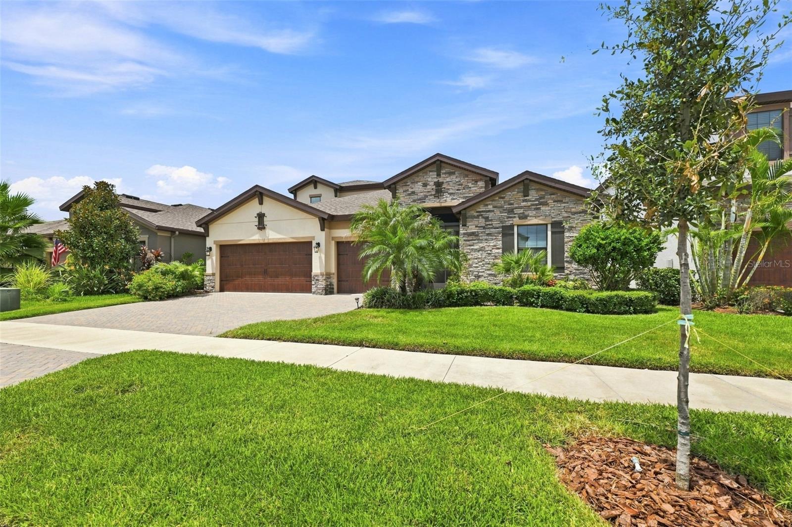 12835 Satin Lily Dr Property Photo 2
