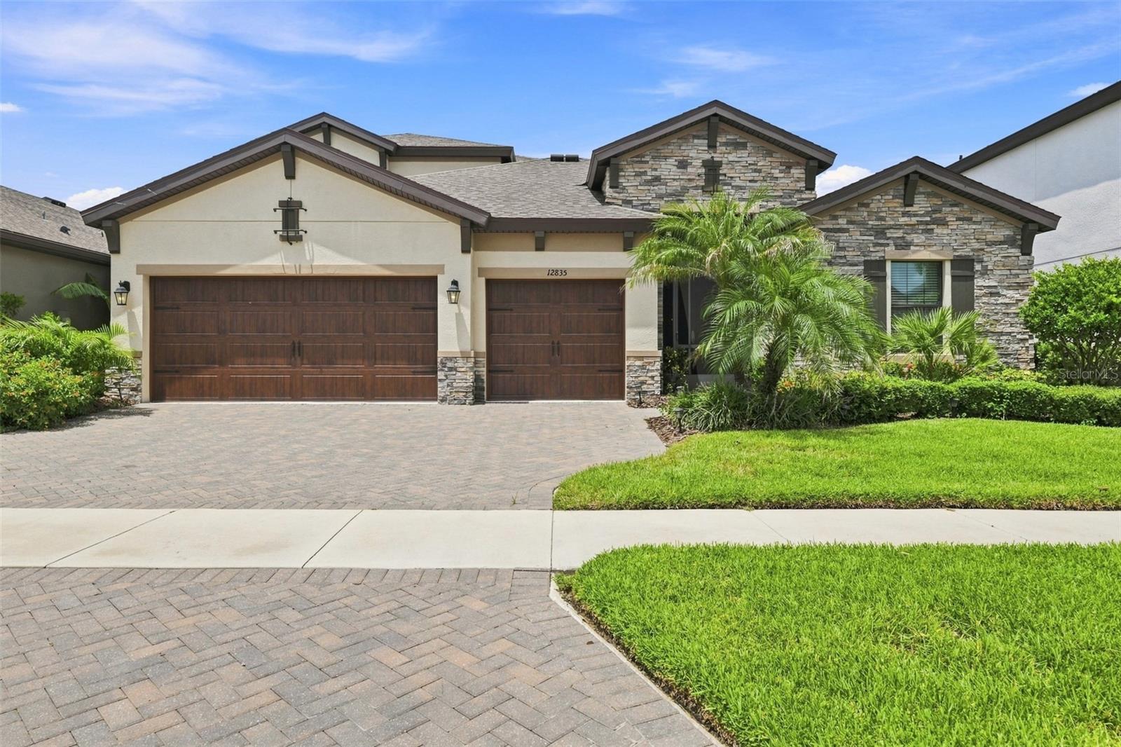 12835 Satin Lily Dr Property Photo 3