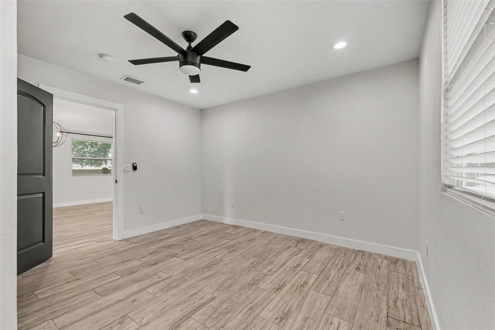 801 E Baker St Property Photo 30