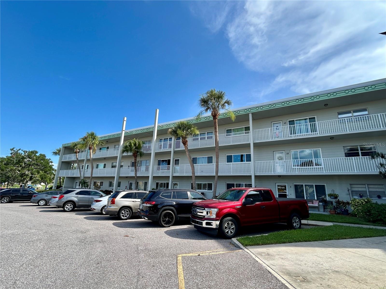 2070 World Parkway Blvd #36 Property Photo 2