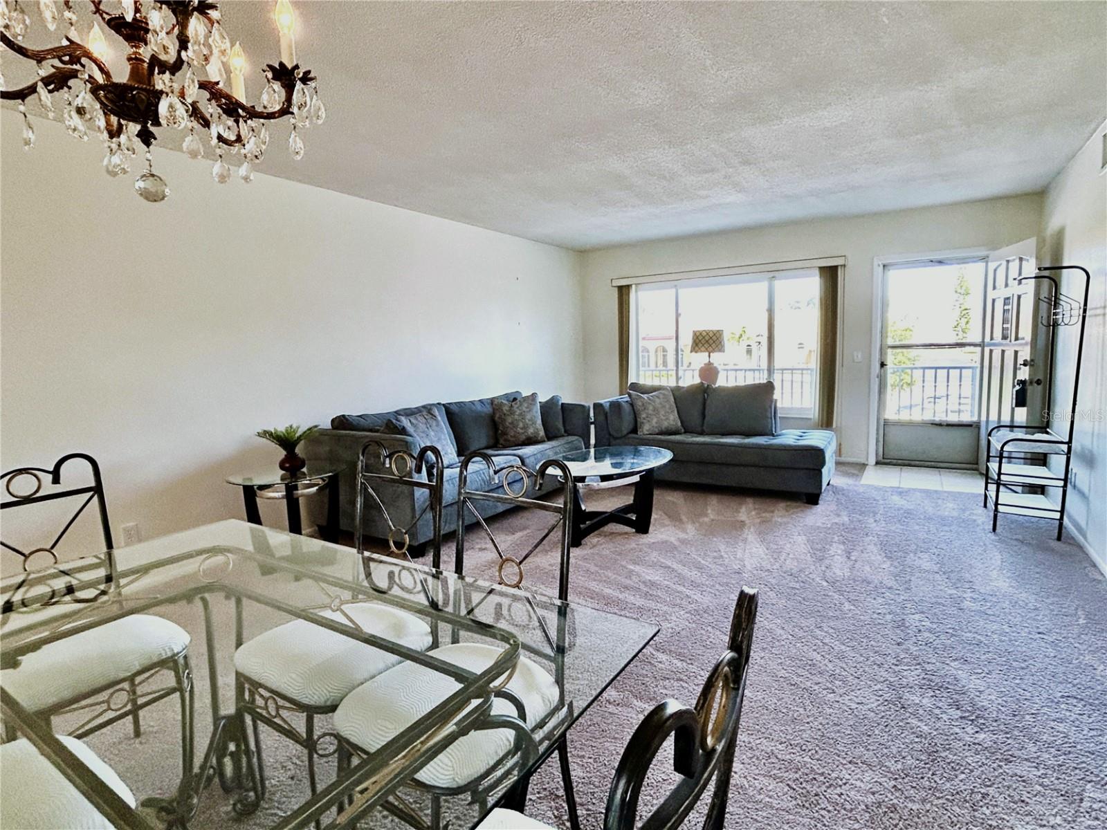 2070 World Parkway Blvd #36 Property Photo 6