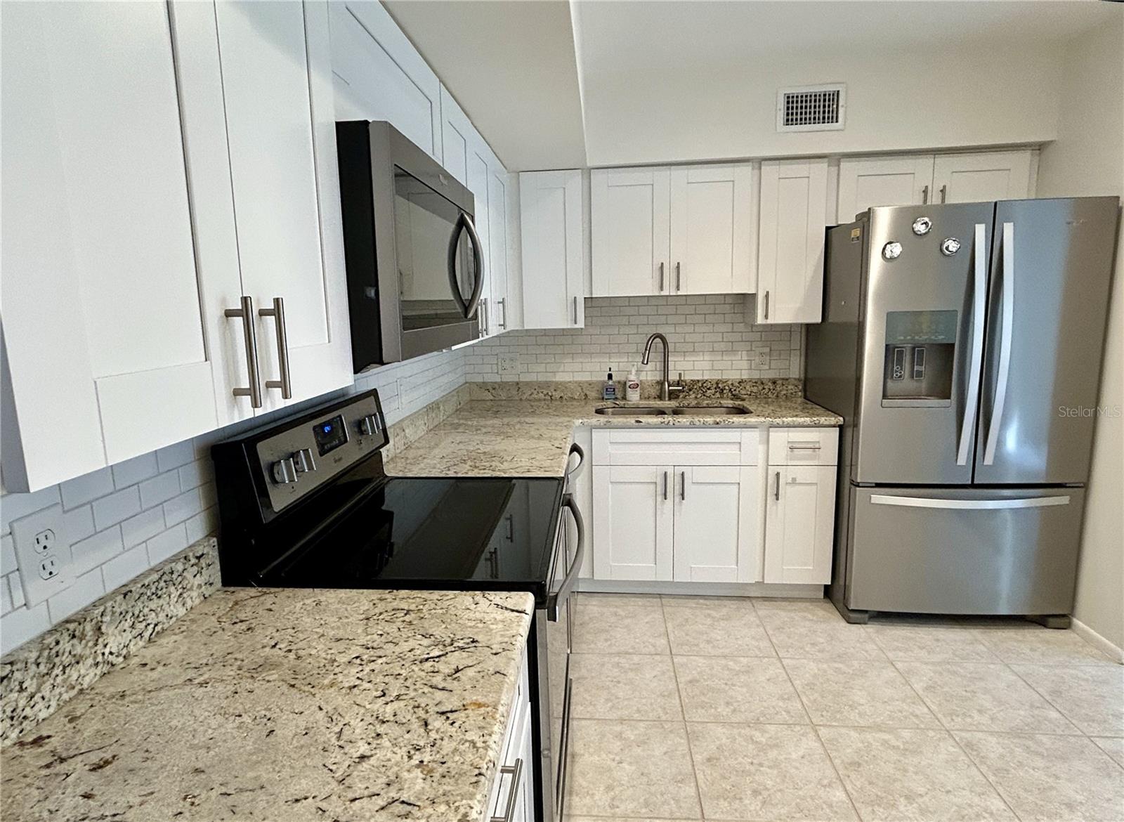 2070 World Parkway Blvd #36 Property Photo 8