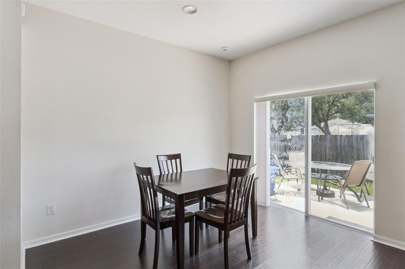 725 Star Pointe Dr Property Photo 8