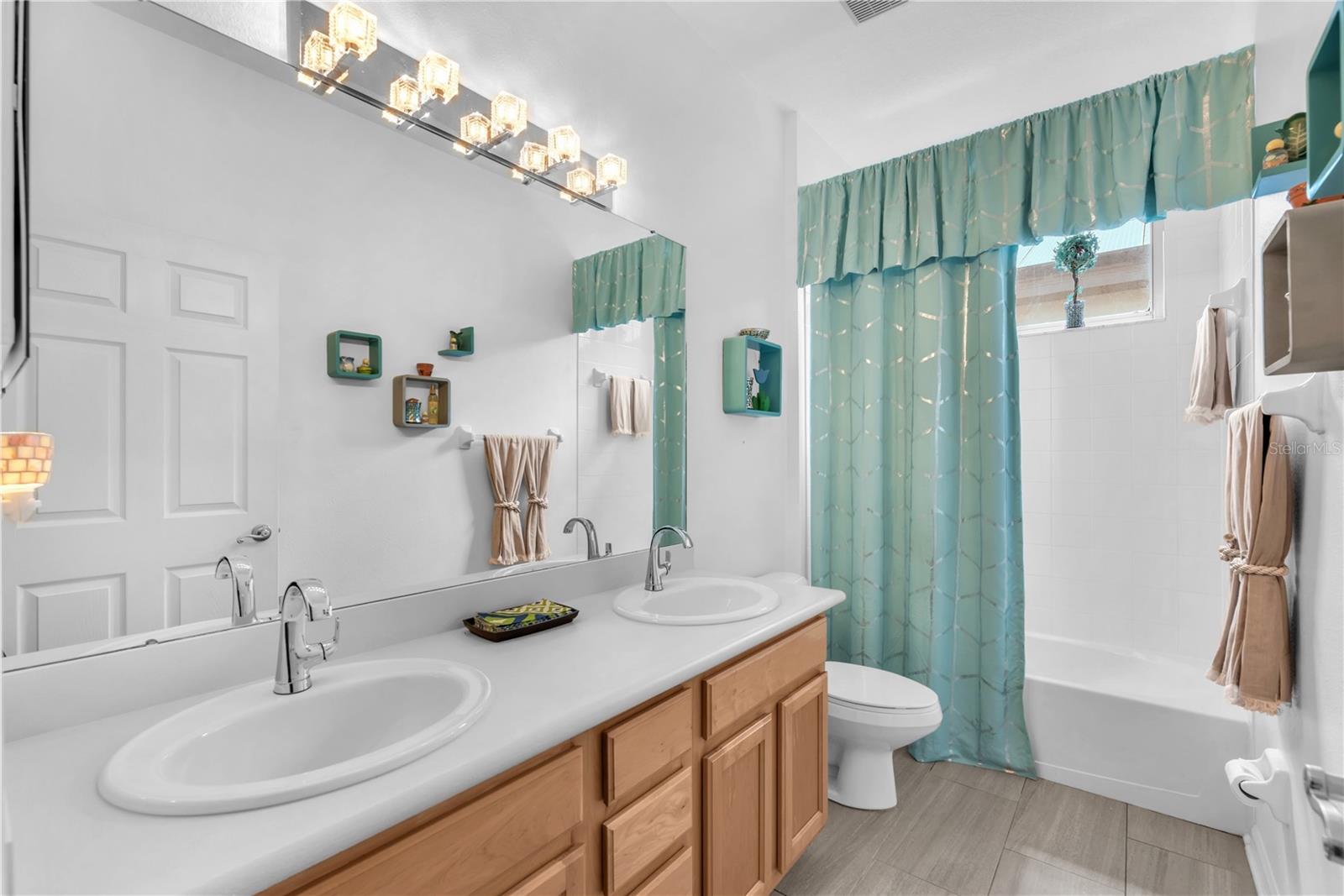 2219 Longmore Cir Property Photo 23