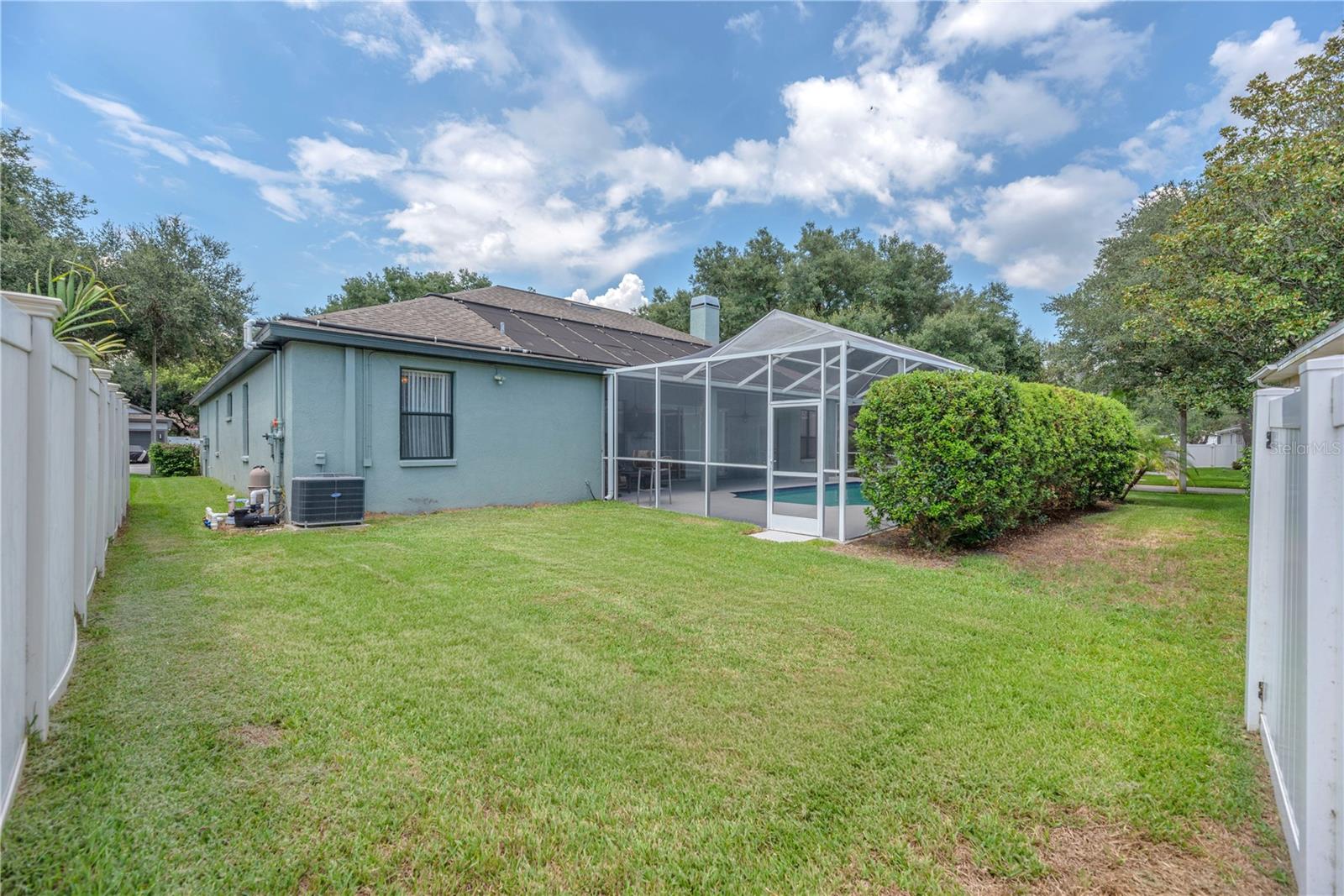 2219 Longmore Cir Property Photo 38