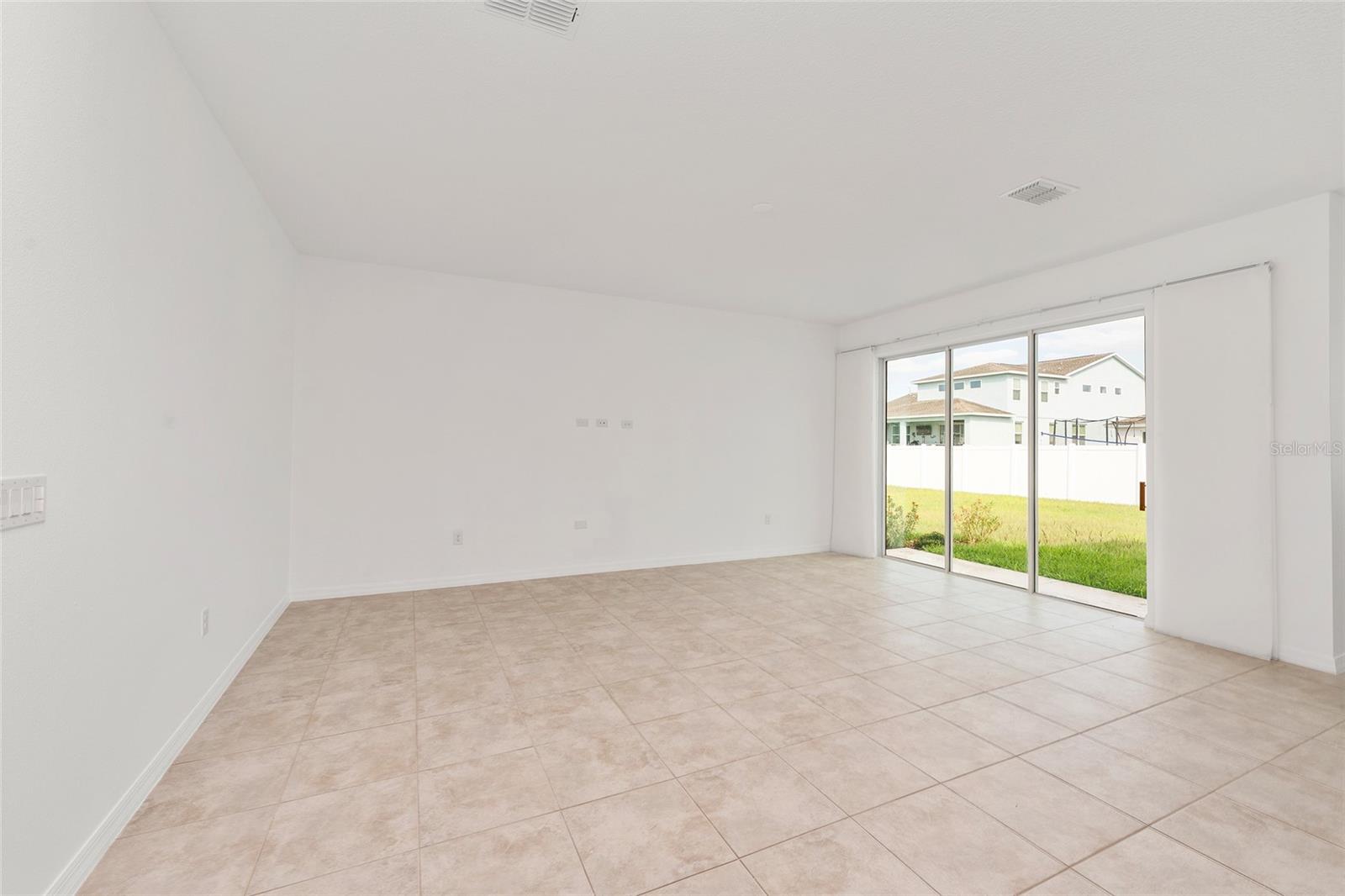 6175 Sw 74th Ct Property Photo 11