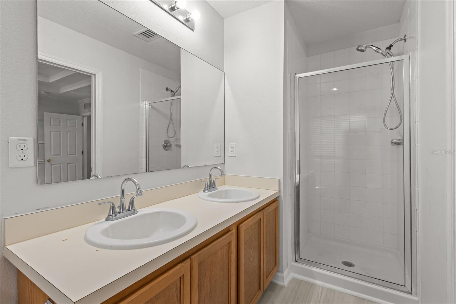 2972 Royal Tuscan Ln Property Photo 19