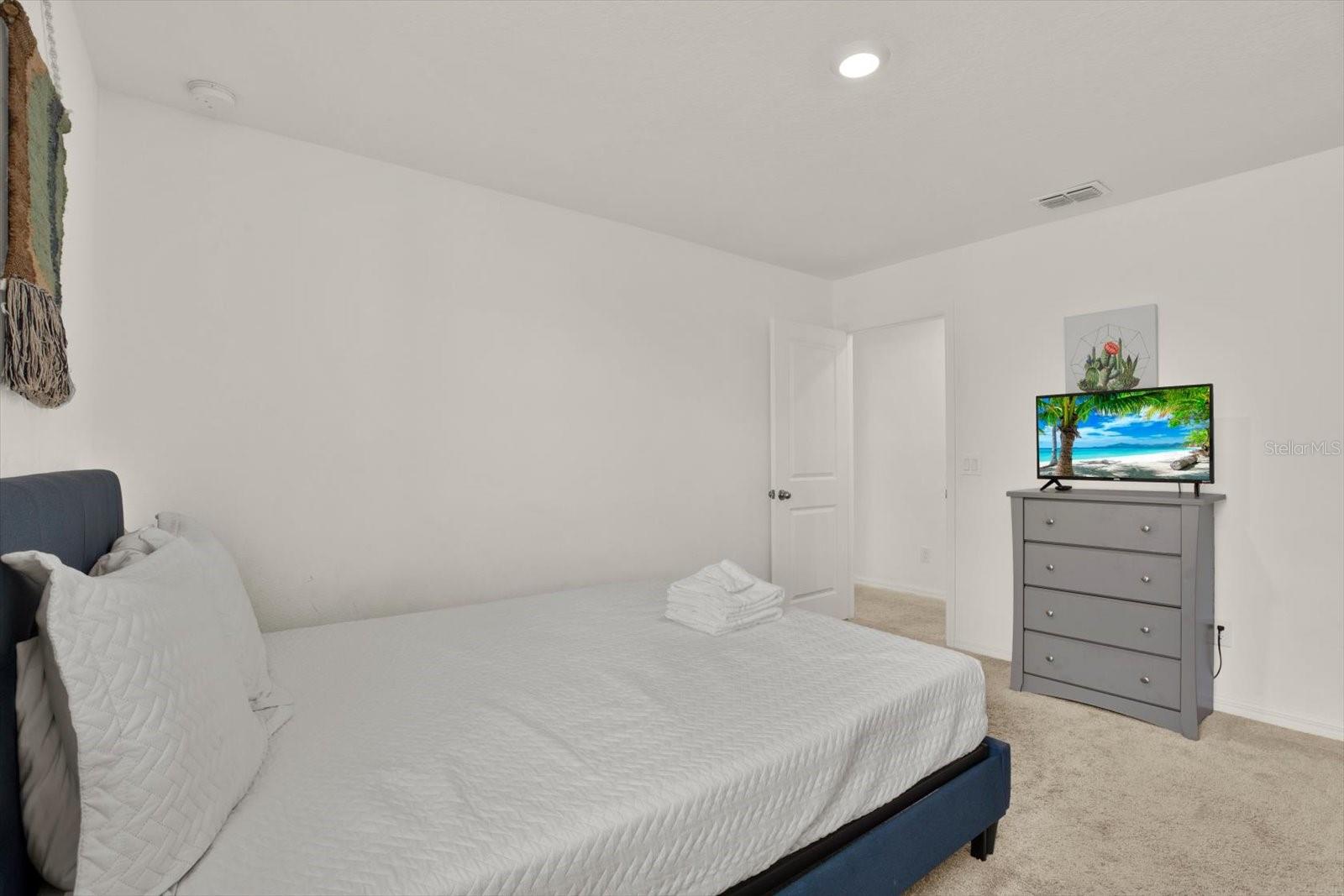 2310 Lancashire St Property Photo 24