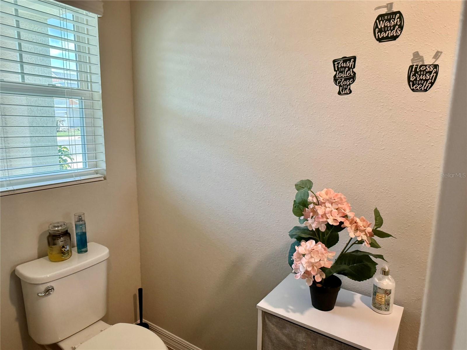 TB8526613 Property Photo 8
