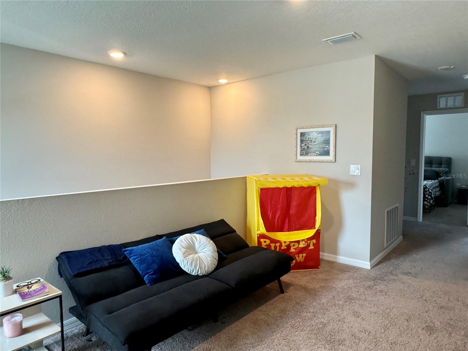 TB8526613 Property Photo 10