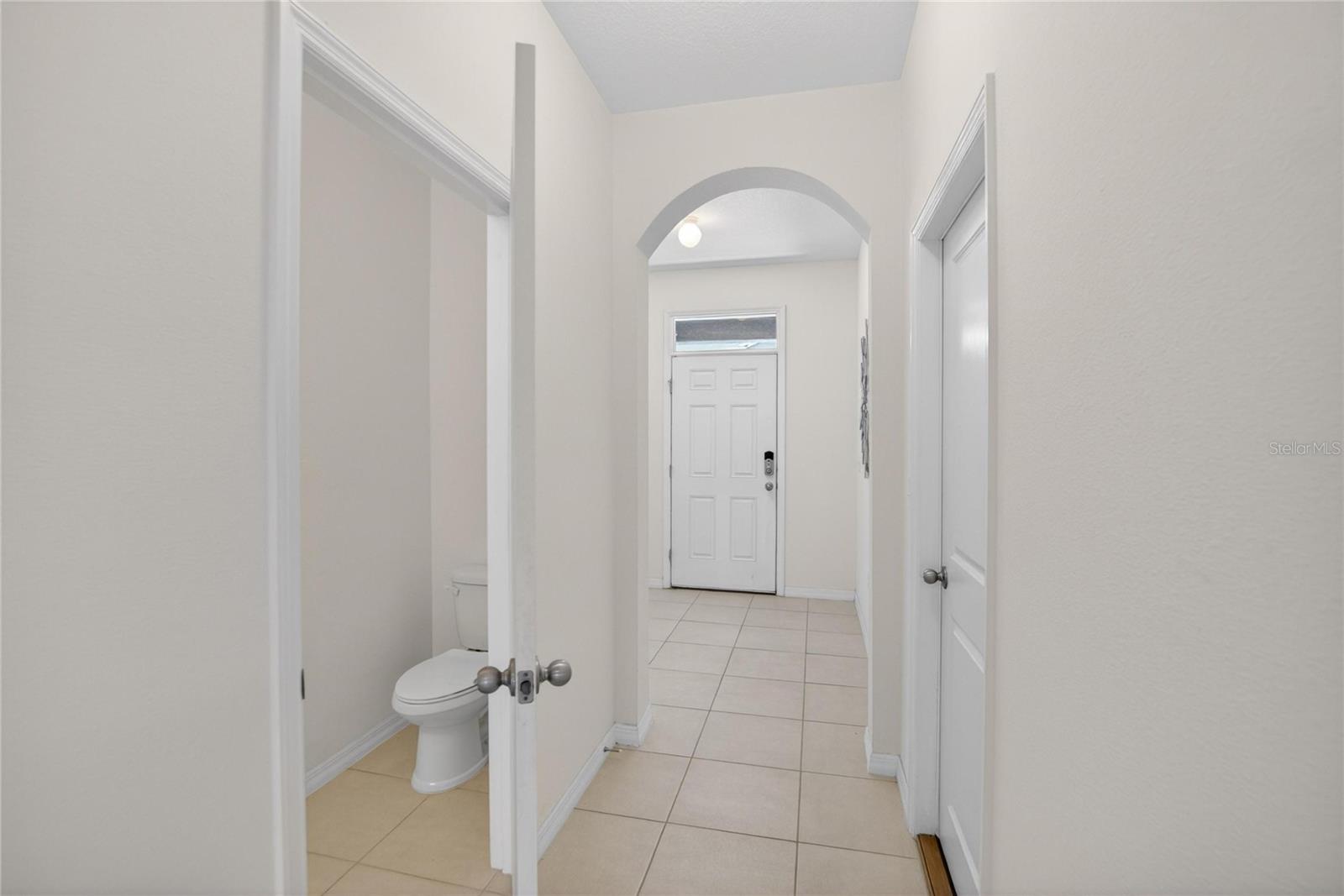 8850 Indigo Trail Loop Property Photo 3