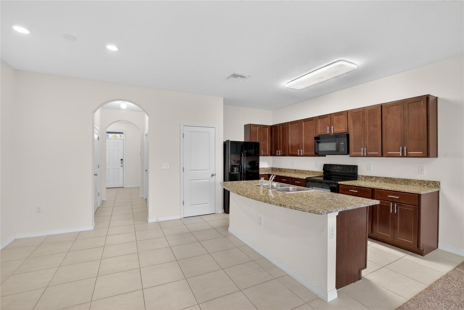 8850 Indigo Trail Loop Property Photo 12