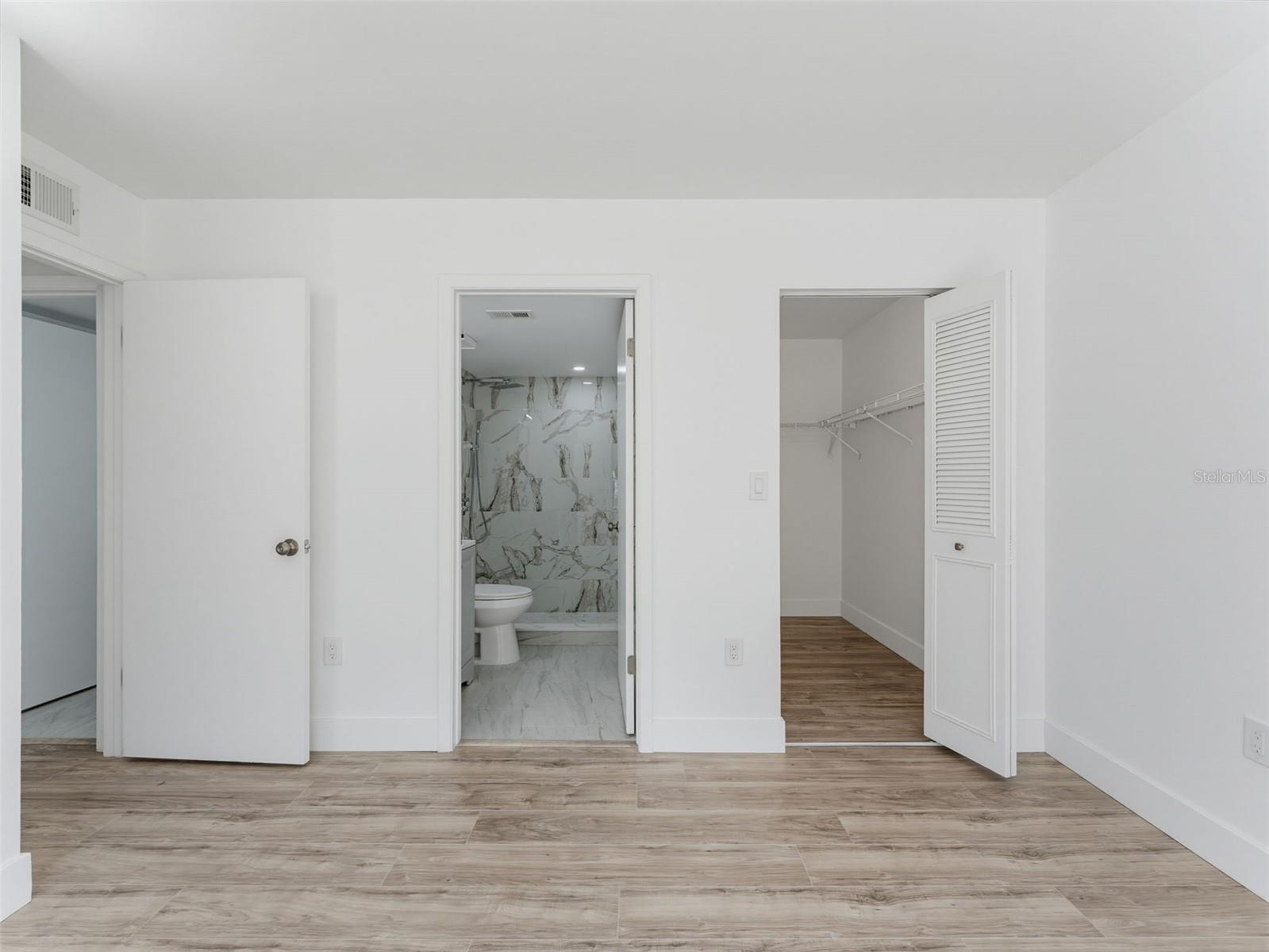 1261 Pine Ridge Cir W #d1 Property Photo 11