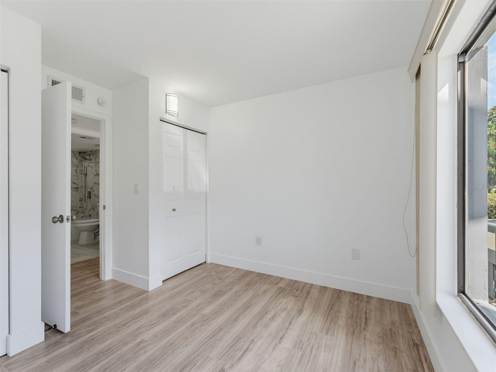 1261 Pine Ridge Cir W #d1 Property Photo 17