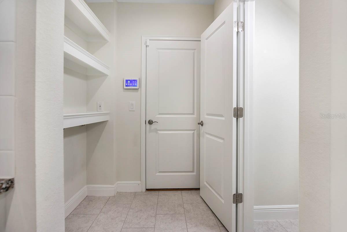 10232 Newel Valley Loop Property Photo 9