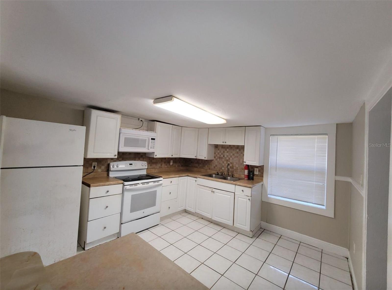 1504 E 99th Ave #a Property Photo 7