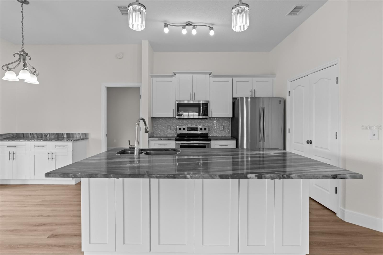 29312 Marker Loop Property Photo 10