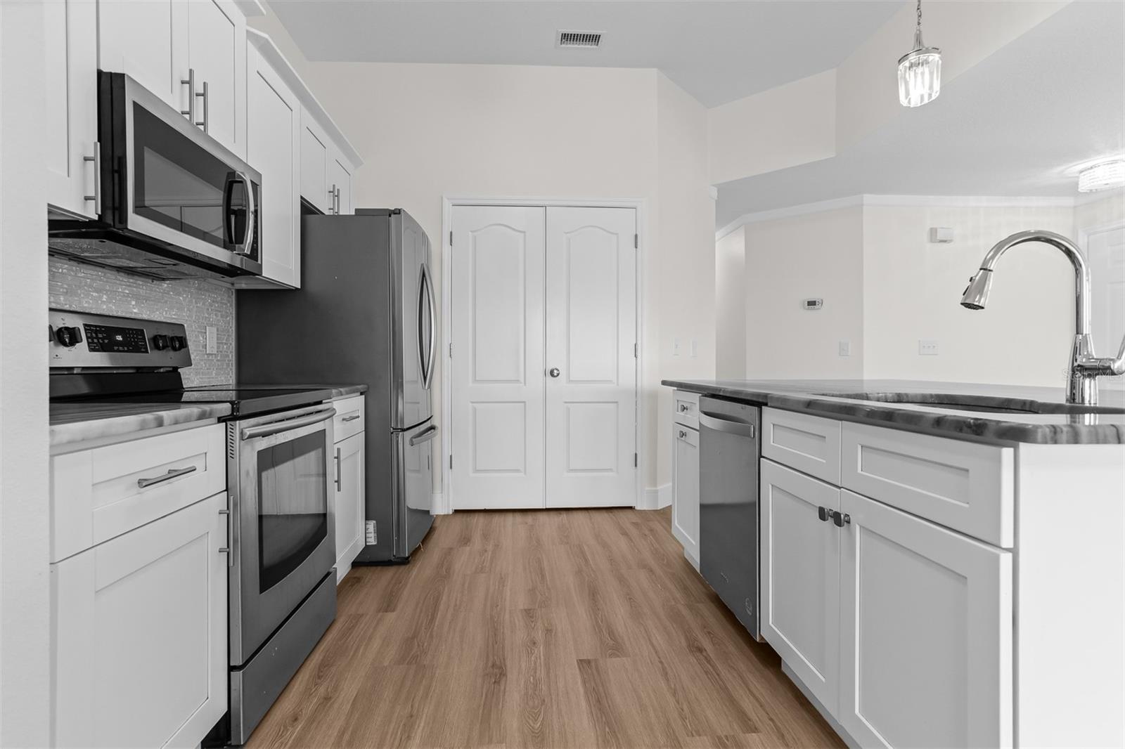 29312 Marker Loop Property Photo 13