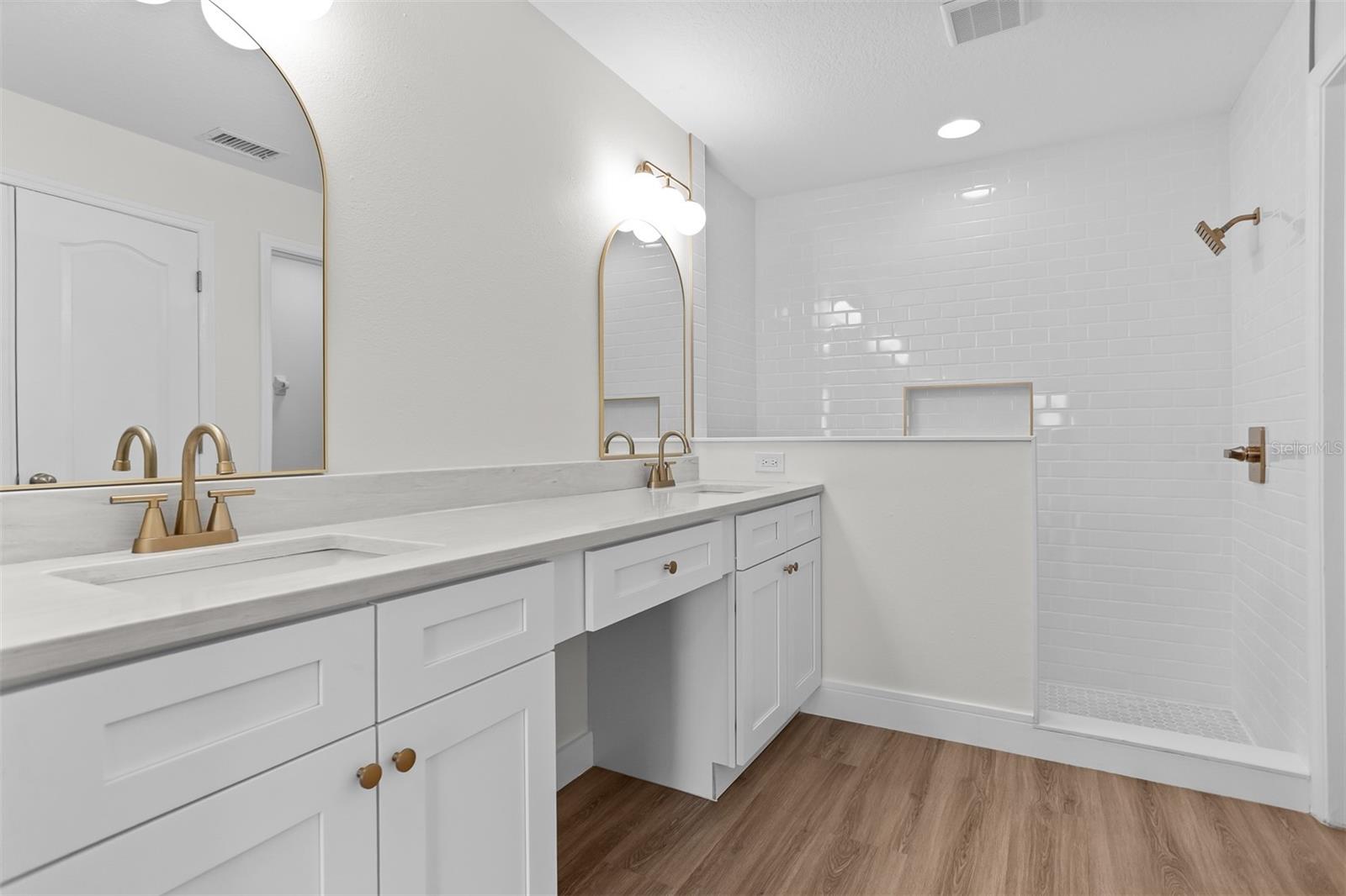 29312 Marker Loop Property Photo 18