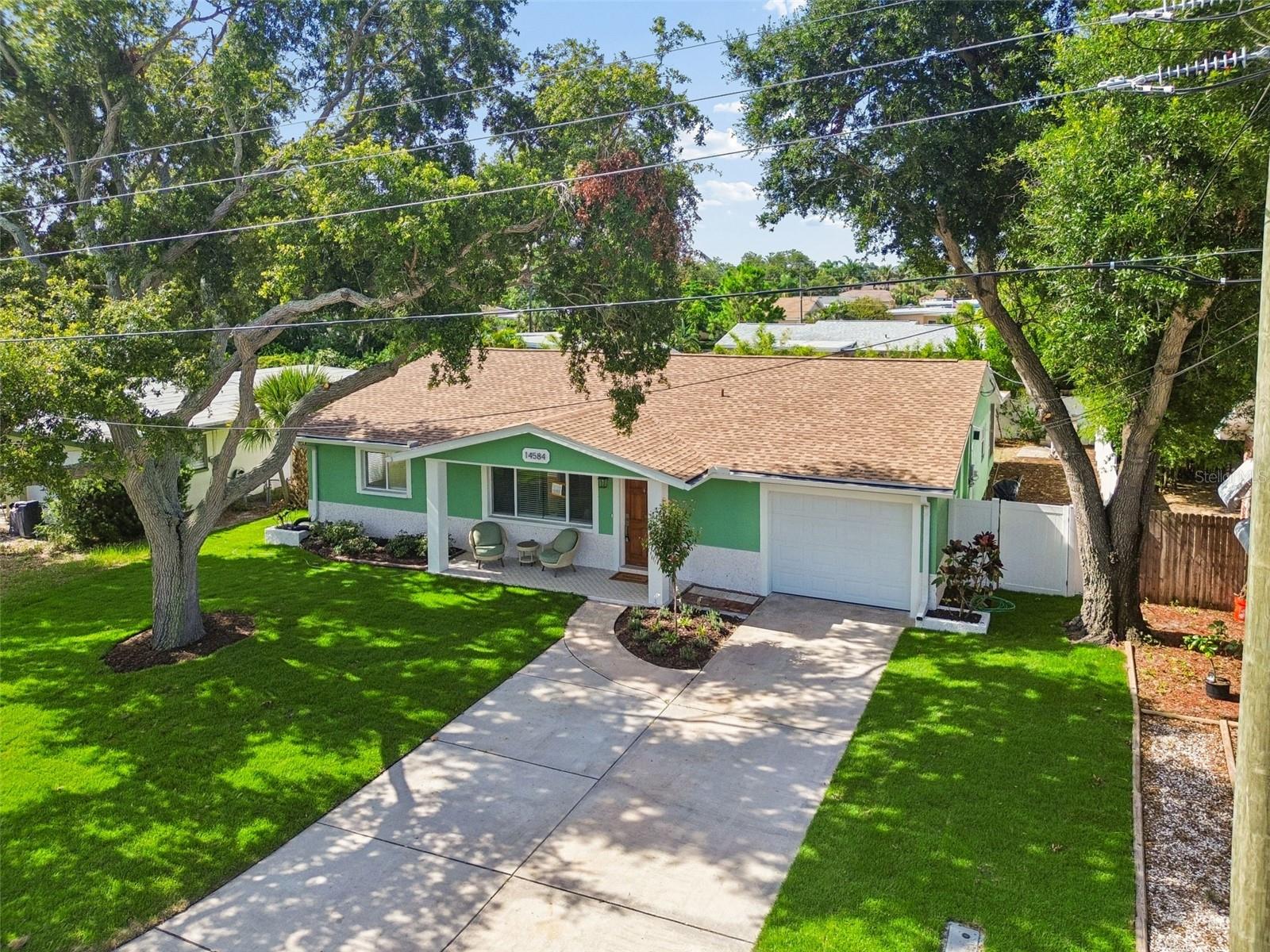 14584 Apache Ave Property Photo 6