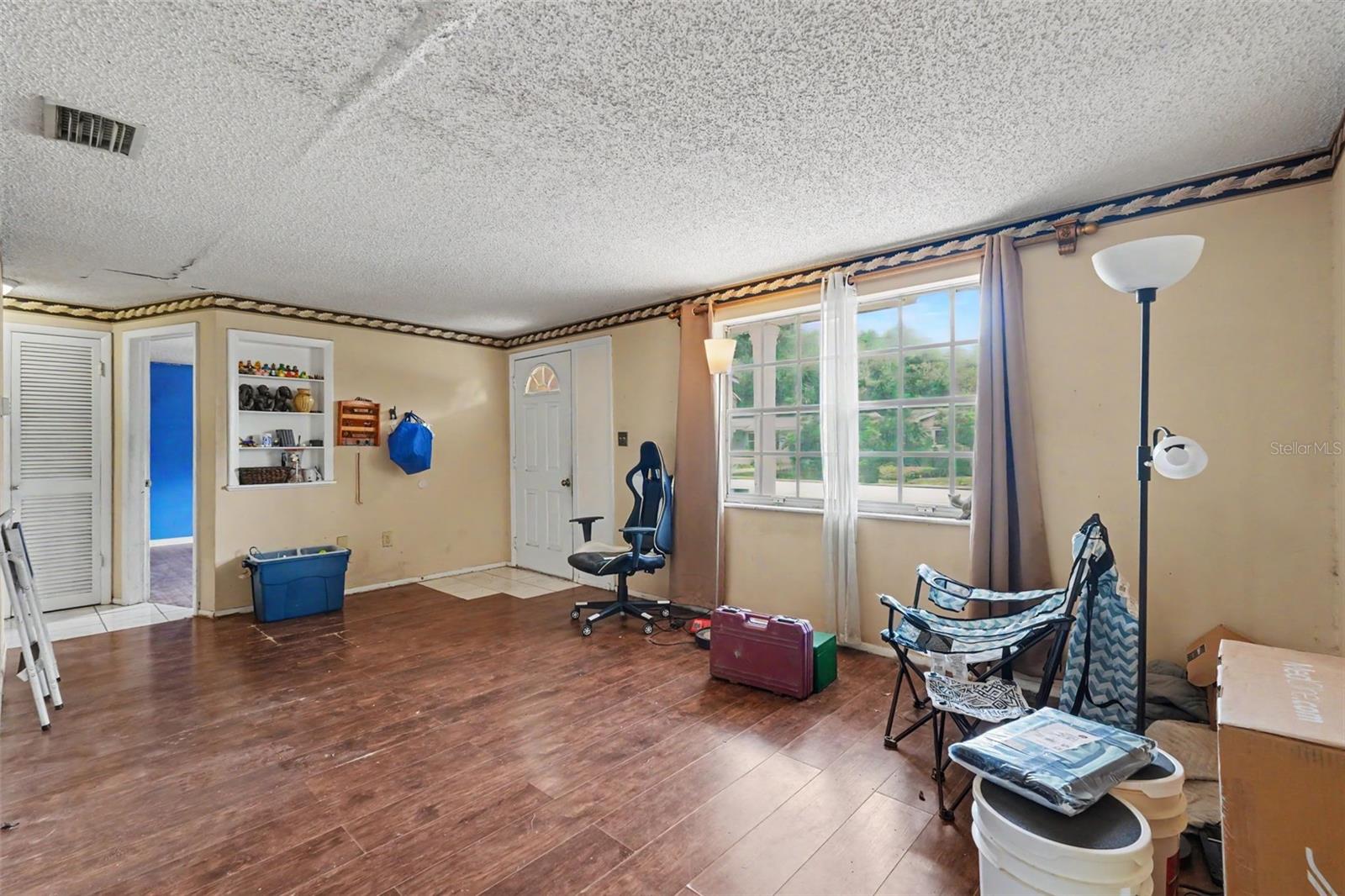3317 Bainbridge Dr Property Photo 4