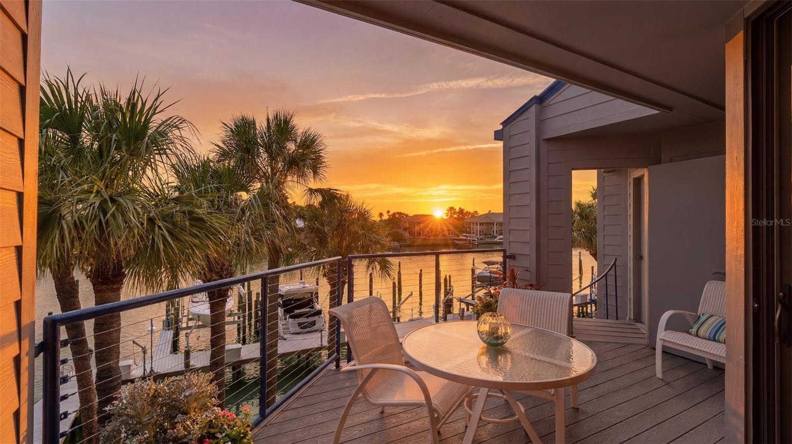910 Pinellas Bayway S #201 Property Photo 1