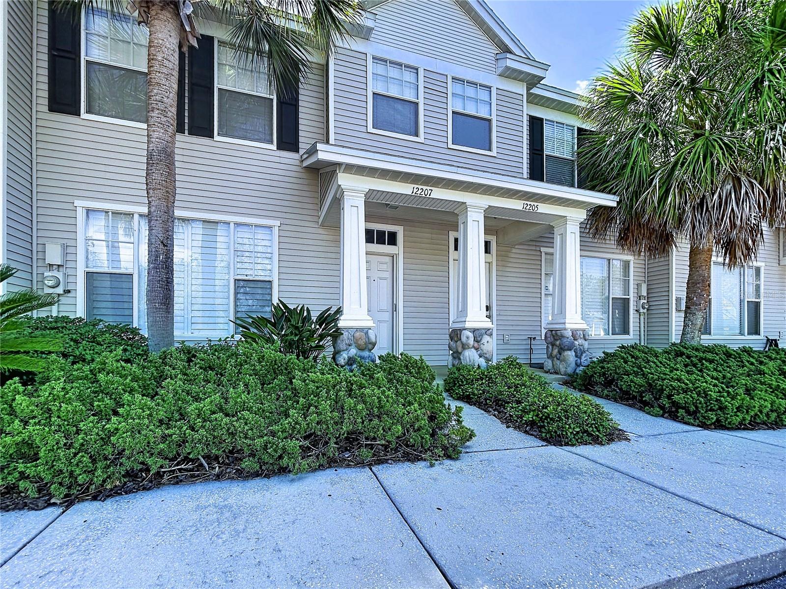 12207 Country White Cir Property Photo 1