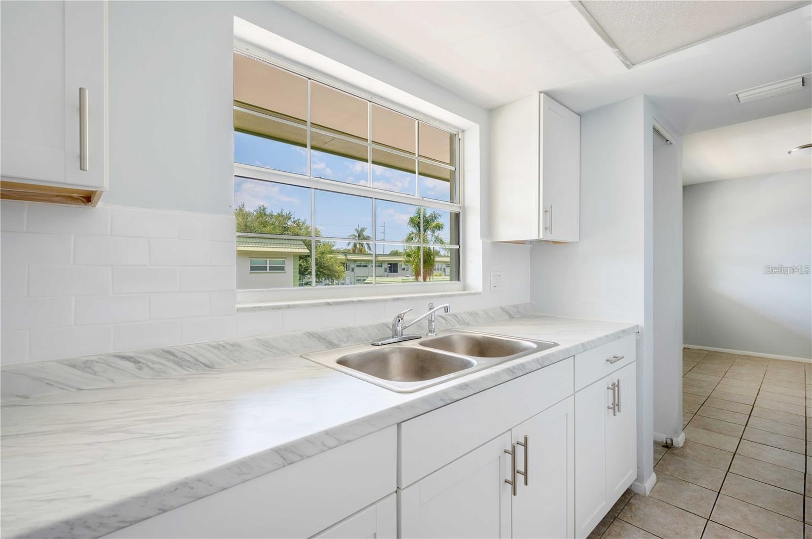1433 S Belcher Rd #g16 Property Photo 3