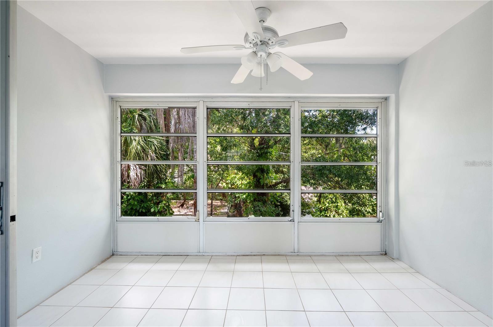 1433 S Belcher Rd #g16 Property Photo 7