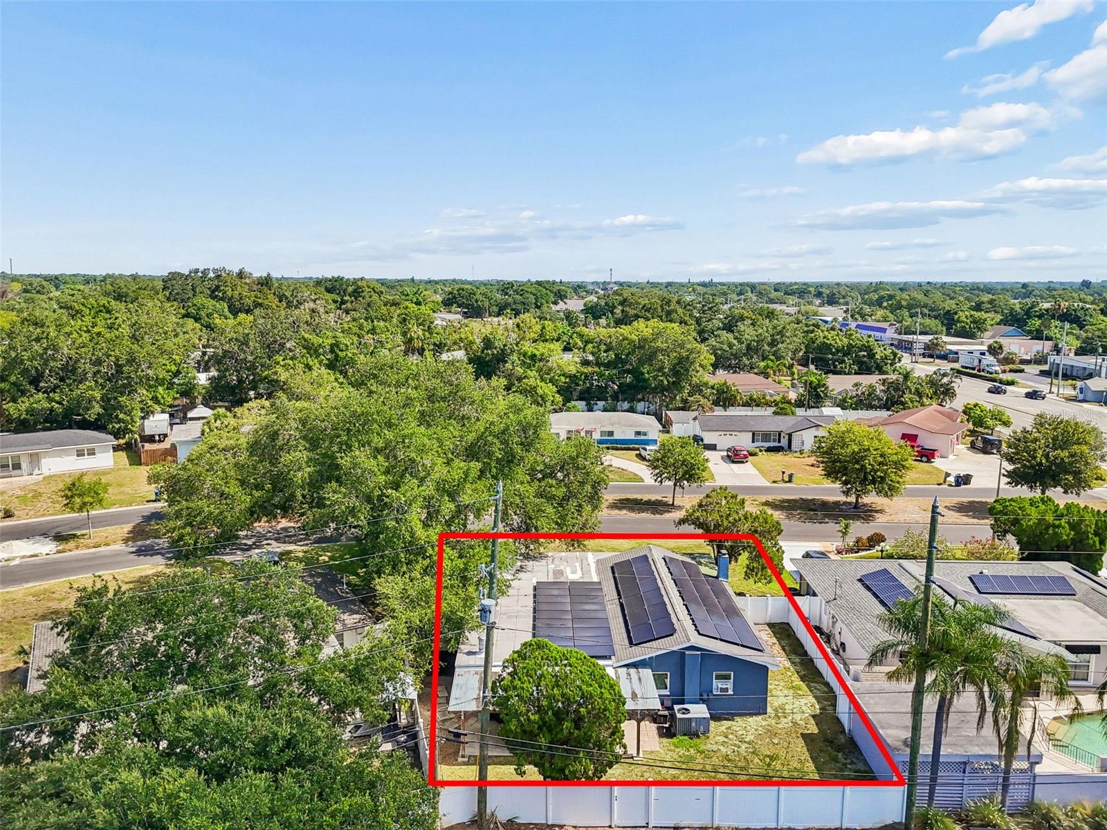 10748 Village Green Ave Property Photo 3