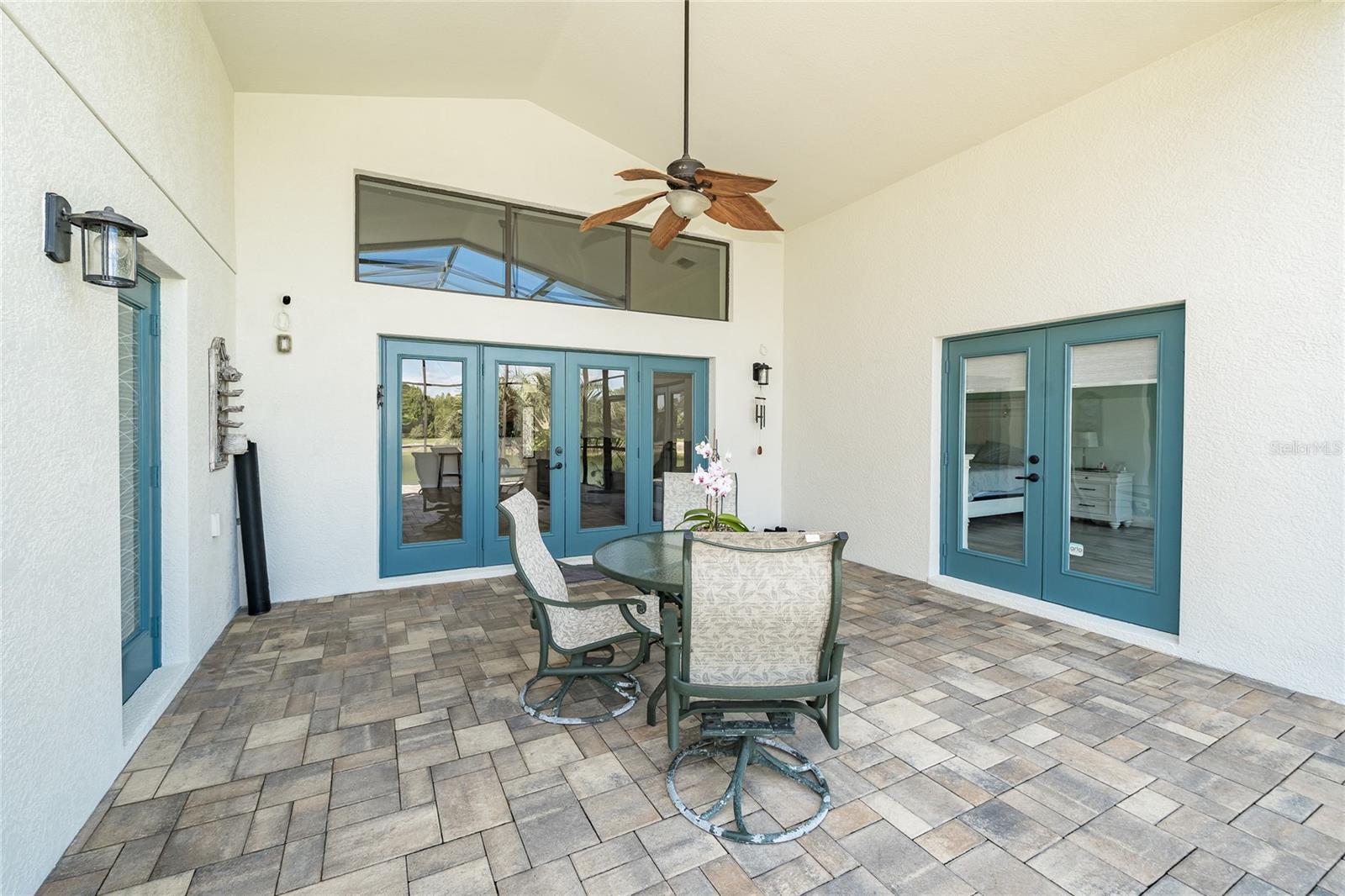 4907 Pointe O Woods Dr Property Photo 4