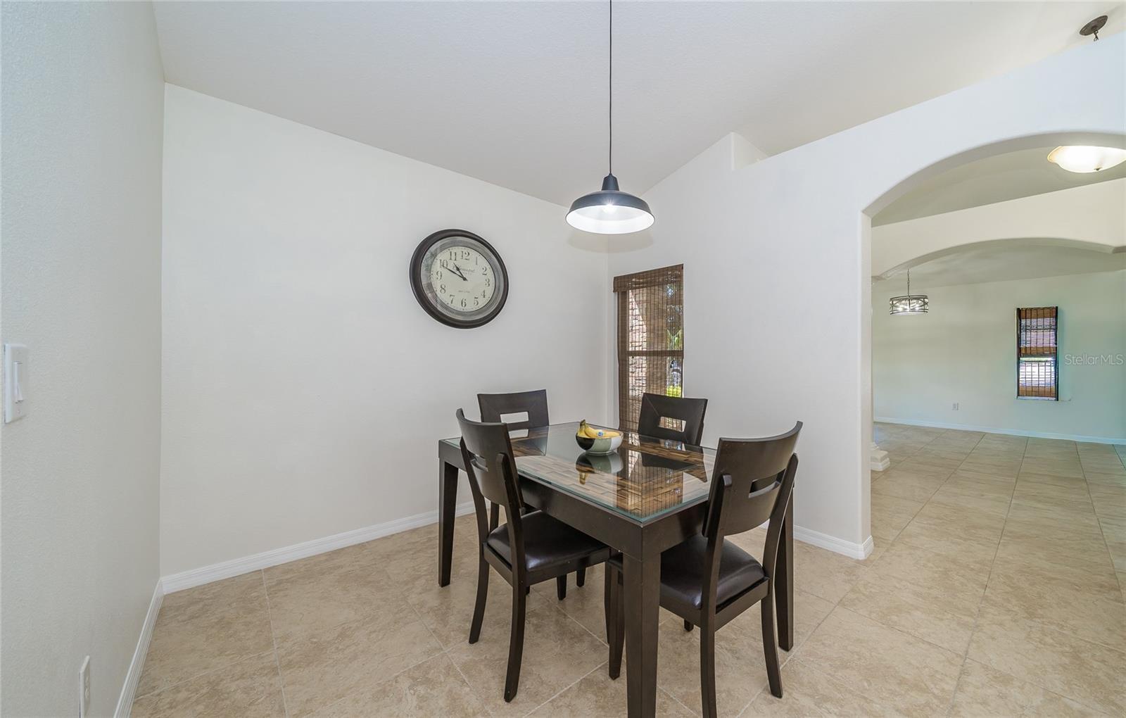4907 Pointe O Woods Dr Property Photo 14