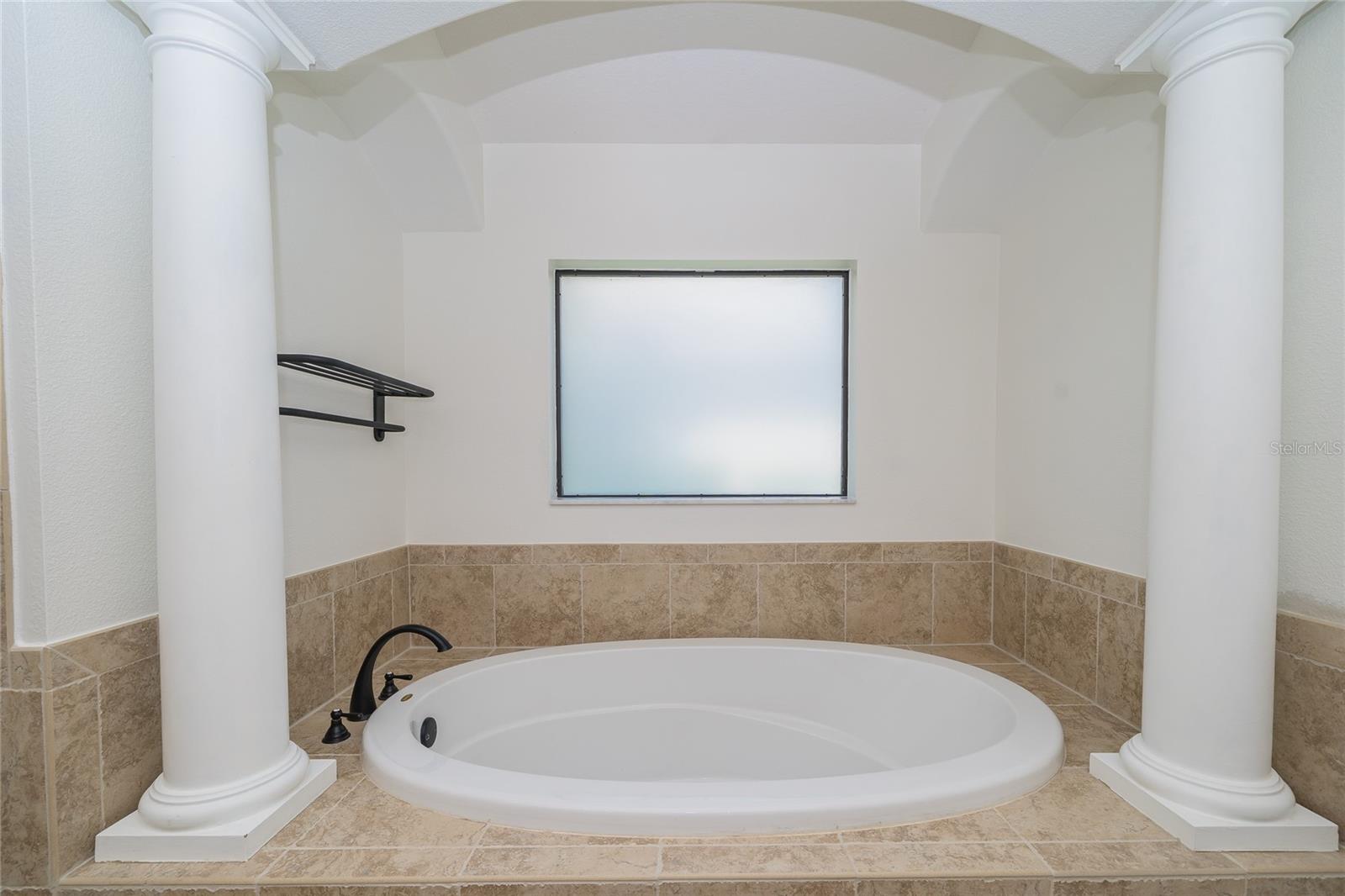 4907 Pointe O Woods Dr Property Photo 20