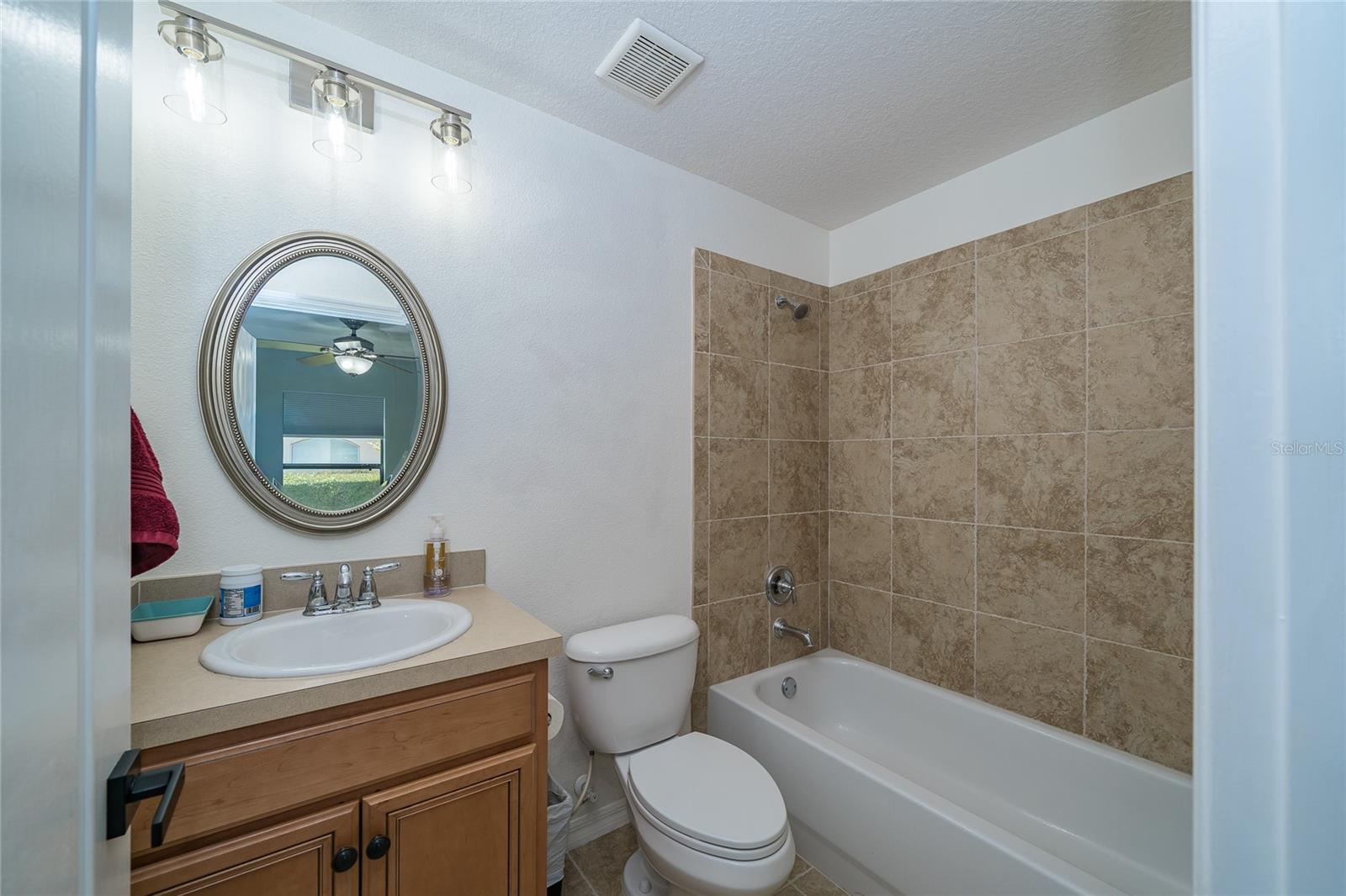4907 Pointe O Woods Dr Property Photo 31