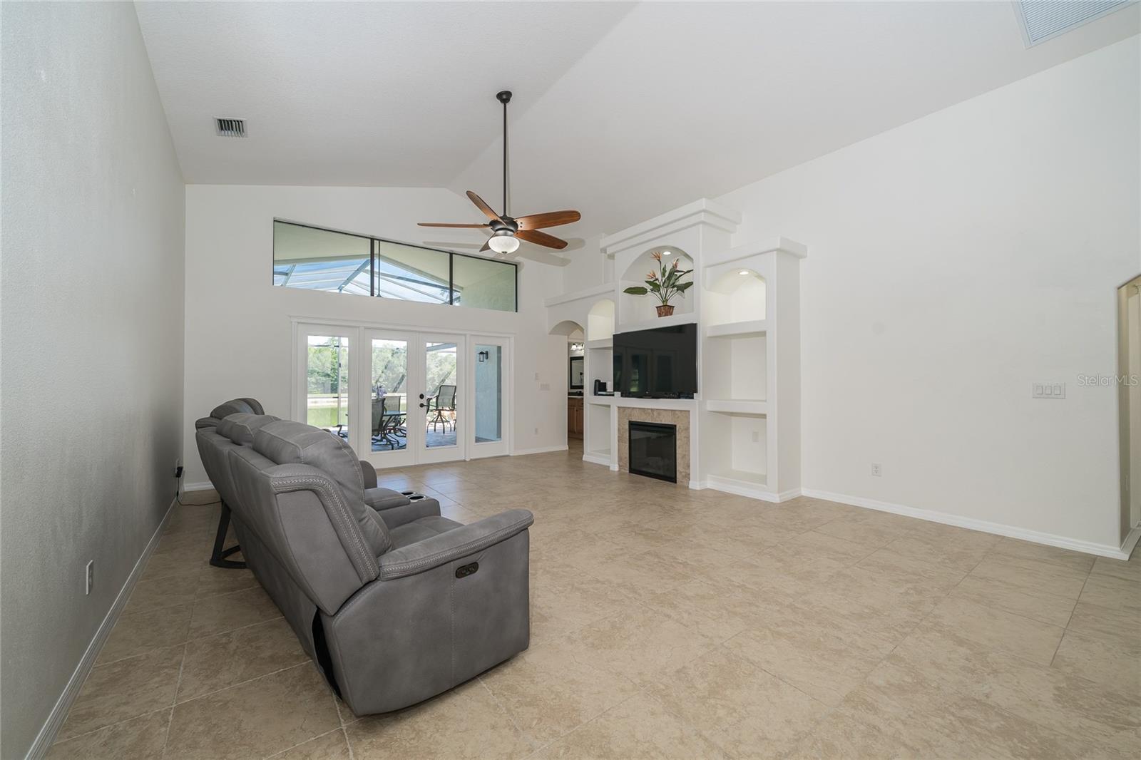4907 Pointe O Woods Dr Property Photo 49