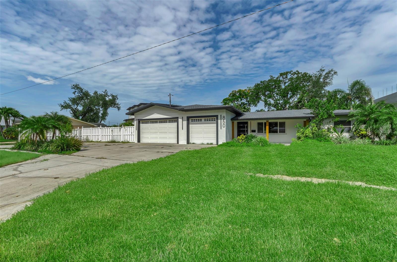 850 RAFAEL BLVD NE