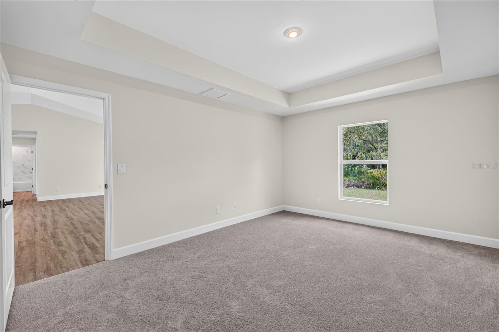 151 Kirby St Property Photo 14