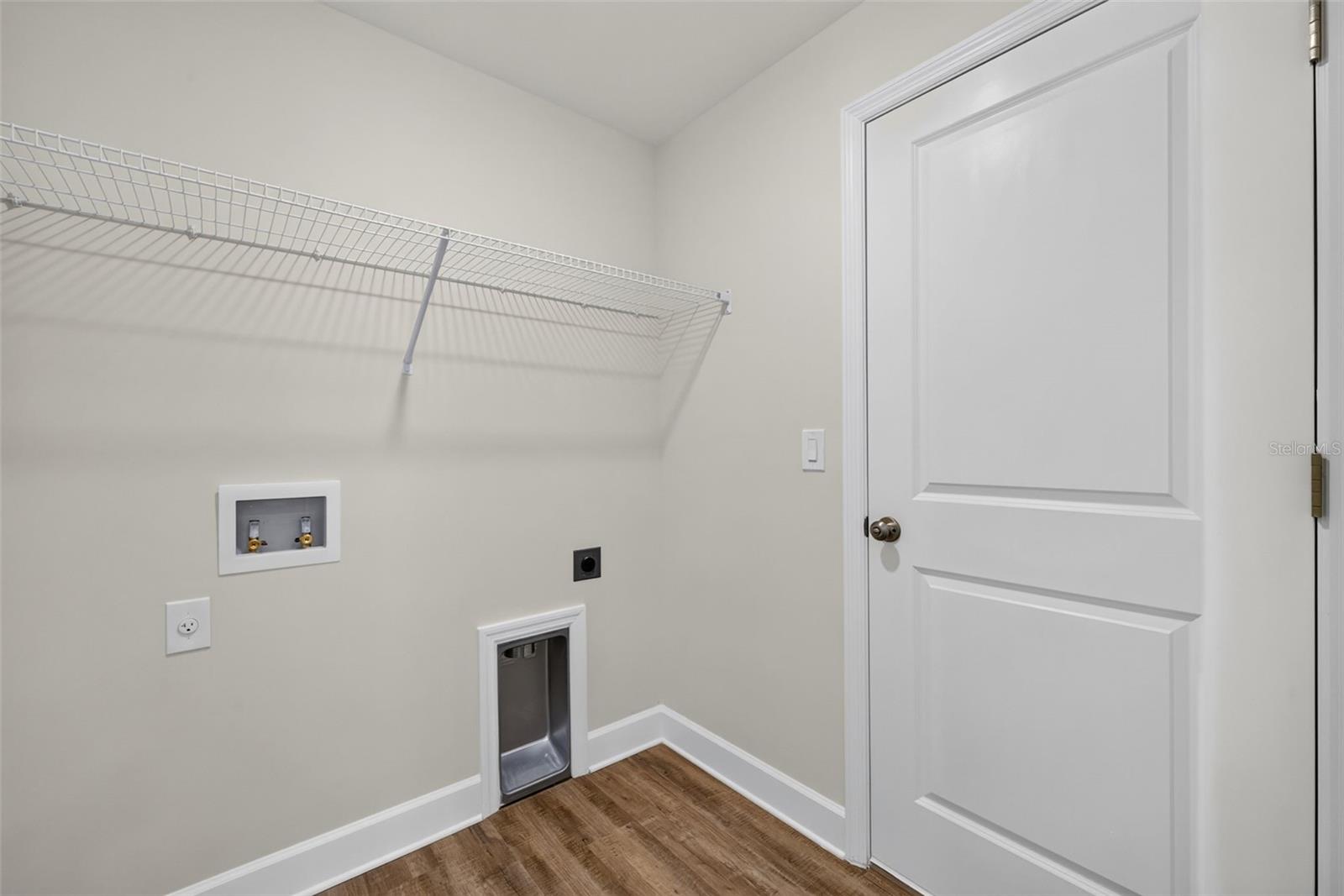 151 Kirby St Property Photo 26