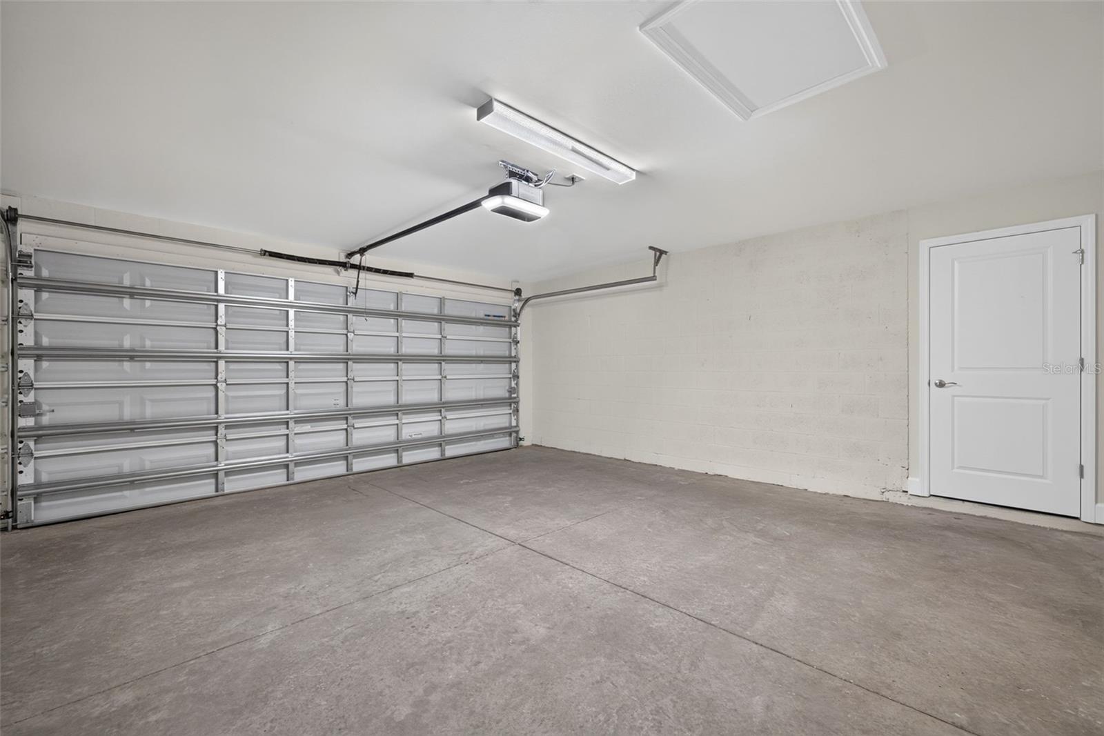 151 Kirby St Property Photo 27